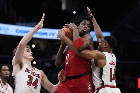 Louisville best sale men's basketball